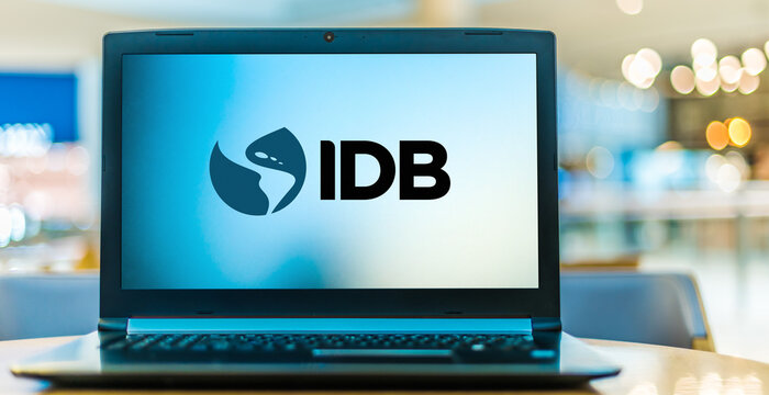 Laptop computer displaying logo of IDB
