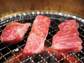 黒毛和牛焼肉（ロース・カルビ）