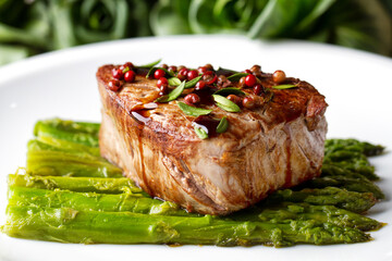 Beef Fillet With Pink Pepper and Asparagus.