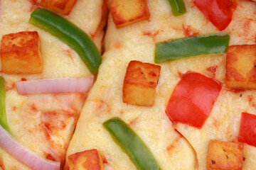 Pizza_Paneer Makhani