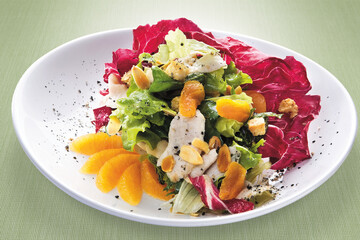 Salada Mandarim em Emulsão de Gergelim /   Mandarin Salad in Sesame Emulsion