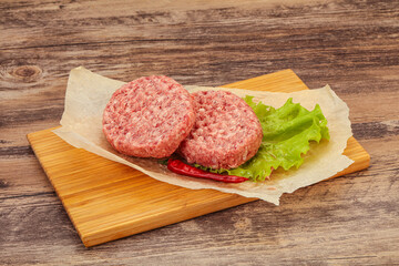 Raw beef cutlet for burger