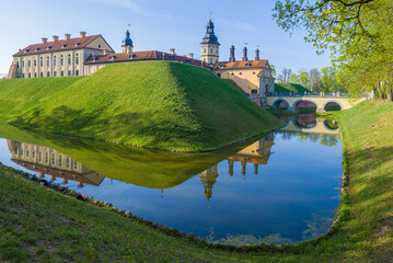 Obraz premium Nesvizh Castle on a sunny May day. Belarus