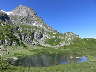 Lac et rocher Culasson, massif du Taillefer