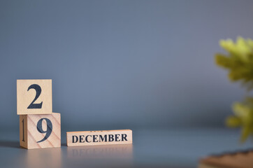 December 29, Cover in the evening time, Date Design with number cube for a background.