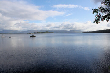 Fototapeta premium A view of Lock Lomond in Scotland