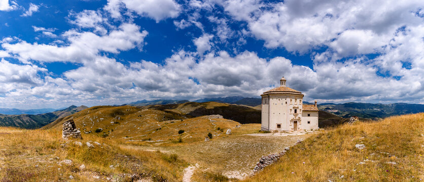 Santa Maria della Piet&agrave;, Rocca Calascio, Gran Sasso, Abruzzo, Italy