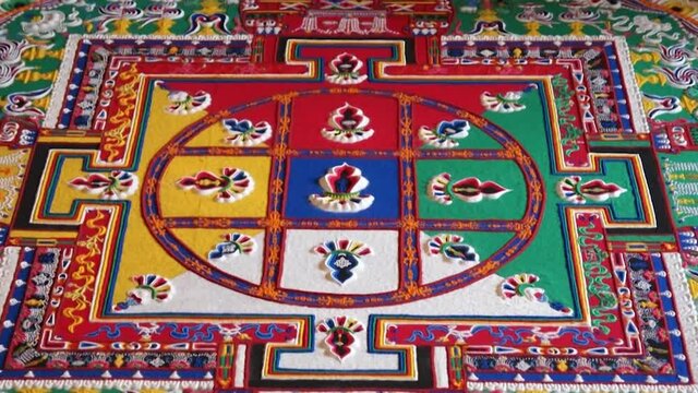 Buddhist Mandala, Buddhist monks create a sand mandala, Ladakh, Himalayas, North India, Tibet