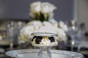 White roses and giant french macarons