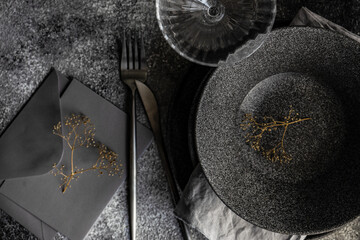 Minimalistic place setting