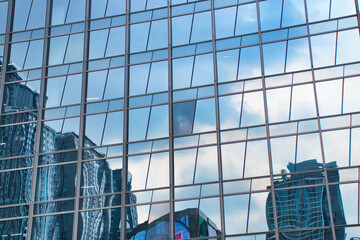 Plakat Lonely Broken Window On The Reflective Surface Of The G Tower