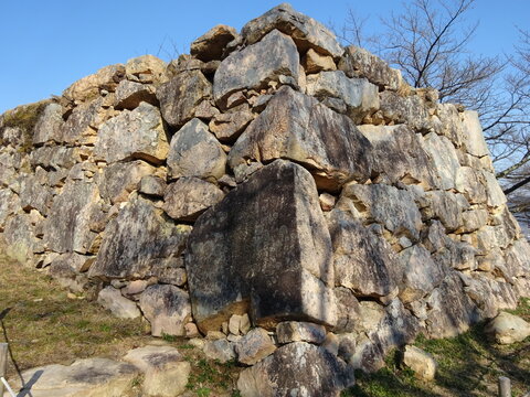 日本の兵庫県朝来市にある戦国～江戸時代のお城で、天空の城といわれています。
It is a castle in the Warring States-Edo period in Asago City, Hyogo Prefecture, Japan, and is said to be a castle in the sky.