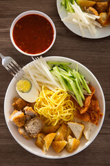Mee Rojak is Malaysia Indian food of noodle with peanut sauce.