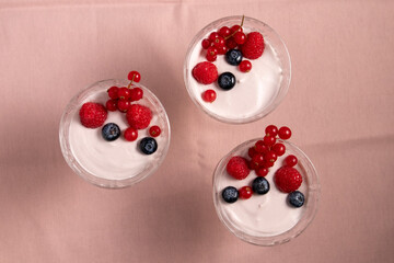 Homemade mousse with berries
