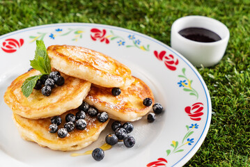 pancakes with blueberries