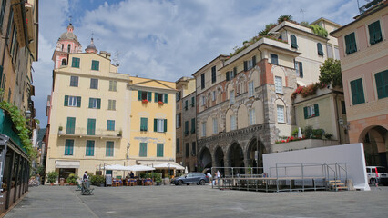 Fototapeta na wymiar Il centro storico di Chiavari in provincia di Genova, Liguria, Italia.
