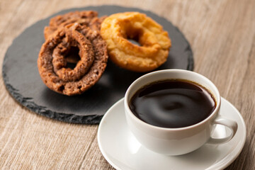 コーヒーとドーナツ