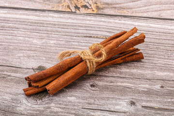 Aroma Cinnamon stick heap isolated