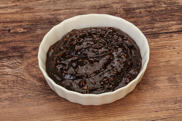 Black Pepper sauce in the bowl