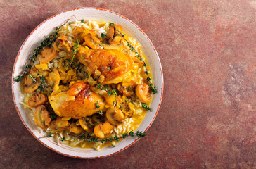 Chicken drumsticks in gravy with mushrooms