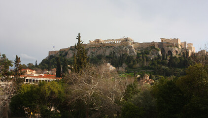 Fototapeta na wymiar View of the Acropolis from Plaka in Athens, Greece 
