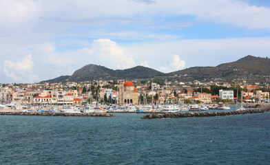 Fototapeta na wymiar Port of Aegina Island in Greece 