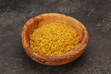Vegetarian cuisine - dry bulgur for cooking