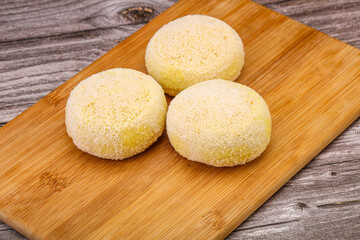 Raw potato zrazy for cooking