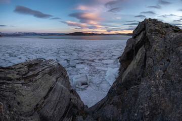 Fototapeta na wymiar Beautiful rocks on the shore of Lake Baikal