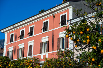 Massa, Toscana: uno scorcio di Piazza Aranci nel centro storico della città