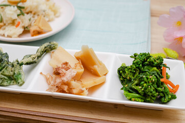 筍の煮物と菜花の辛し和え　季節料理　春