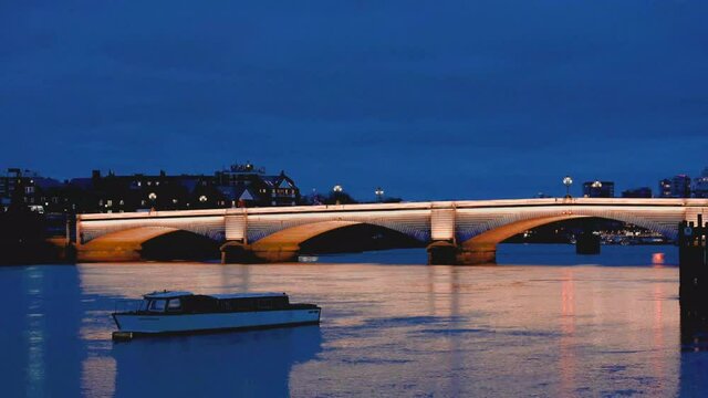 A time-lapse of Putney Bride during the evening while the UK is in the Covid-19 lockdown
