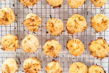 Coconut cookies