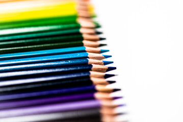 An image of set of color pencils.