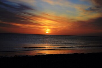 Fototapeta premium sunset over the sea