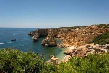 Fototapeta na wymiar cliffs at Algarve, Portugal