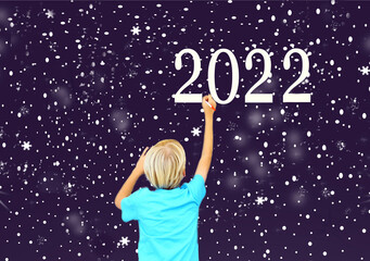 2022 sur mur étoilé