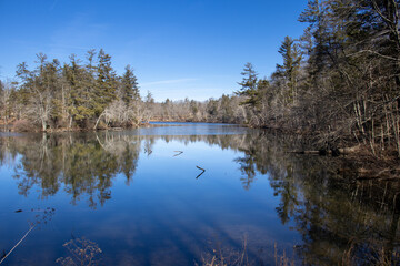 Fototapeta na wymiar Lake at Cumberland Mountain State Park