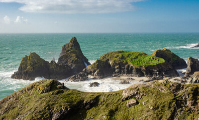 Cliff-top view of Kynance Cove at Cornwall - Lizard peninsula, United Kingdom - England UK 