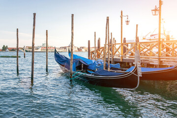 Obraz na płótnie Canvas Grand canal with gondolas in travel Europe Venice city, Italy. Old italian architecture with landmark bridge, romantic boat. Venezia.