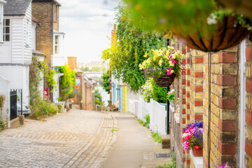 Fototapeta na wymiar Quaint cobbled streets of Upnor village in Kent, England.