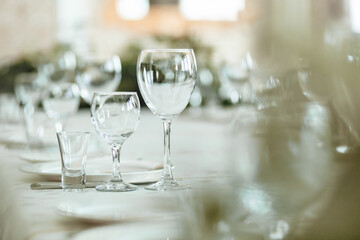 Close up picture of empty glasses in restaurant