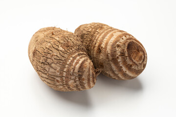 半分に割った焼き芋の断面