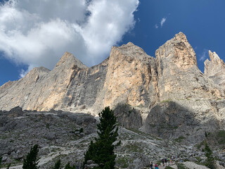 Obraz premium Rosengarten group in the Dolomites, a mountain range in northeastern Italy