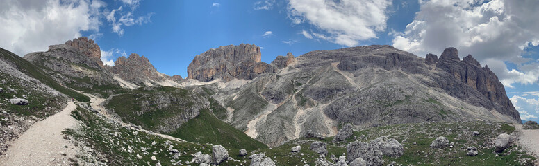 Fototapeta na wymiar Rosengarten group in the Dolomites, a mountain range in northeastern Italy
