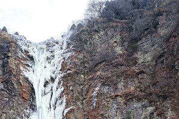 冬の古閑の滝（雌滝）　氷瀑　熊本県阿蘇市　Koganotaki waterfall ice cascade Kumamoto-ken Aso city