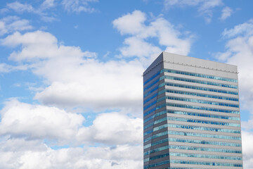Finanzgeb&auml;ude in Linz am Bahnhof in &Ouml;sterreich, Glashochhaus