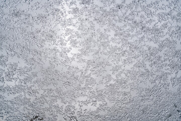 Schneeflocken auf einer Scheibe