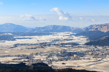 冬の大観峰から見た阿蘇市内　熊本県　 Aso city seen from Daikanbo in winter Kumamoto-ken