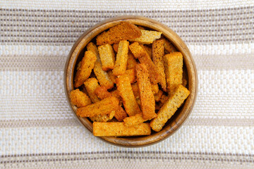 Homemade croutons close-up of dry bread crackers. use of products. for no waste